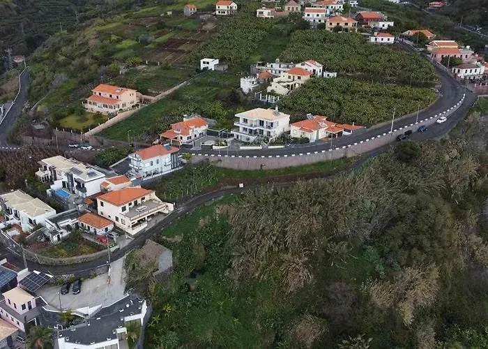 בית נופש Lombo Do Doutor 2 By Mth קלייטה